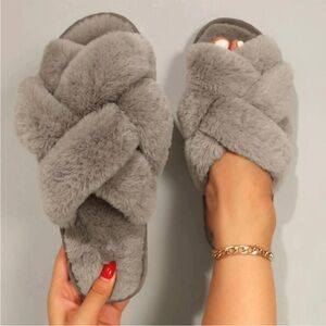 Preloved Grey fluffy house slippers size 38-39